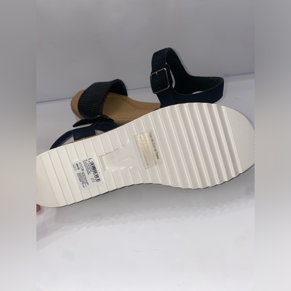 Clarks Lana Shore Women's Faux Leather Platform Sandals - Picture 9 of 9